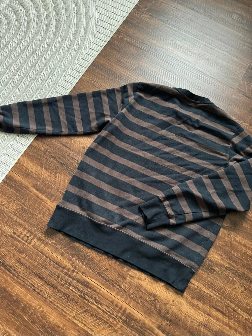 Nike Sportswear 330 LeBron James Virescit Vulnere Virtus Crewneck Sweatshirt